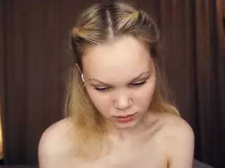 Betty's Live Sex Cam Show