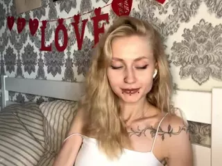 AlbertaCovert's Live Sex Cam Show