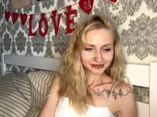 AlbertaCovert's Live Sex Cam Show
