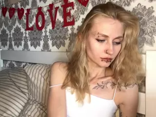 AlbertaCovert's Live Sex Cam Show