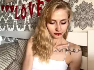AlbertaCovert's Live Sex Cam Show