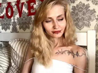 AlbertaCovert's Live Sex Cam Show