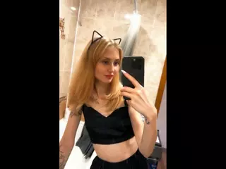 AlbertaCovert's Live Sex Cam Show
