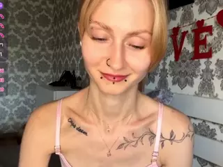 AlbertaCovert's Live Sex Cam Show