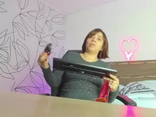 alma-fenix's Live Sex Cam Show