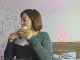 alma-fenix's Live Sex Cam Show