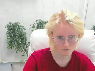 Betty's Live Sex Cam Show