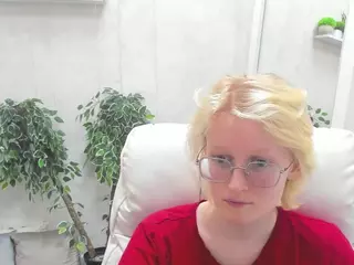 Betty's Live Sex Cam Show