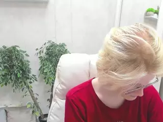 Betty's Live Sex Cam Show