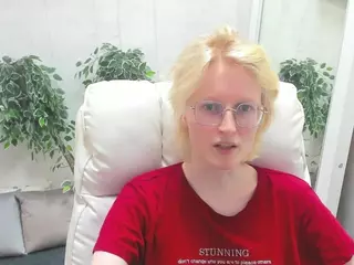 Betty's Live Sex Cam Show