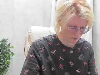 Betty's Live Sex Cam Show
