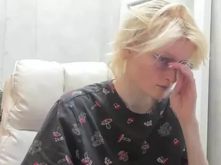 Betty's Live Sex Cam Show