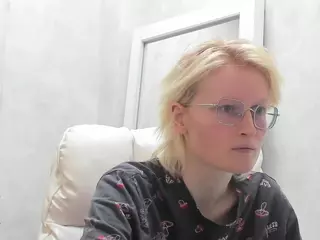 Betty's Live Sex Cam Show