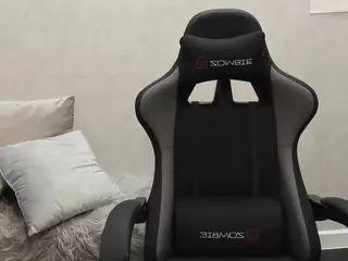 Betty's Live Sex Cam Show