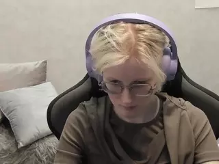 Betty's Live Sex Cam Show