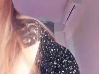magic_girl's Live Sex Cam Show