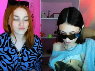 isa-luxury's Live Sex Cam Show