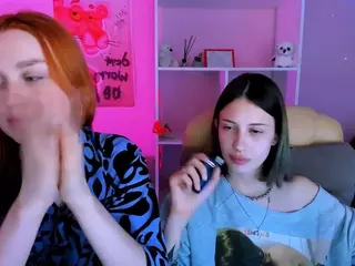 isa-luxury's Live Sex Cam Show