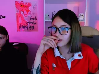 isa-luxury's Live Sex Cam Show