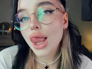 CuteCaprice's Live Sex Cam Show