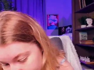 LoraFaro's Live Sex Cam Show