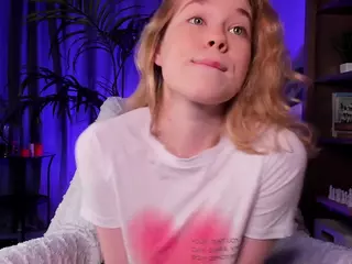 LoraFaro's Live Sex Cam Show
