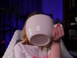 LoraFaro's Live Sex Cam Show