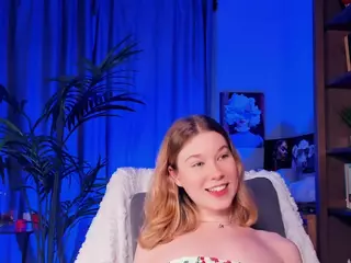 LoraFaro's Live Sex Cam Show