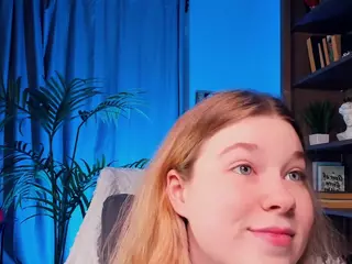 LoraFaro's Live Sex Cam Show
