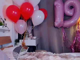 LorettaAtcher's Live Sex Cam Show