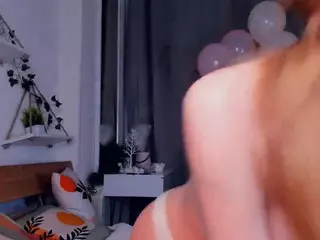 LorettaAtcher's Live Sex Cam Show