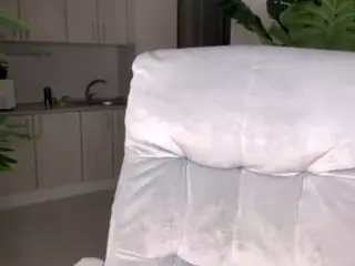 LynneBowring's Live Sex Cam Show