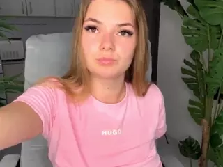 LynneBowring's Live Sex Cam Show