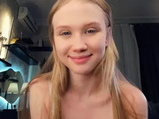 MaeGladman's Live Sex Cam Show
