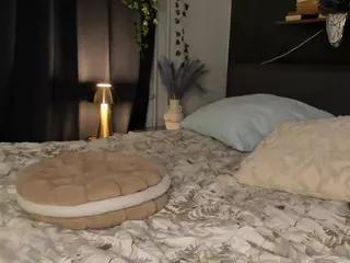 OdelynEglin's Live Sex Cam Show