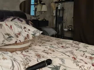 OdelynEglin's Live Sex Cam Show