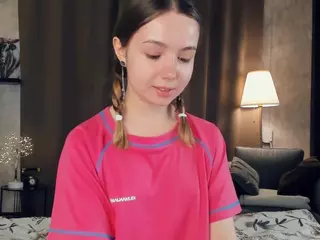 OdelynEglin's Live Sex Cam Show