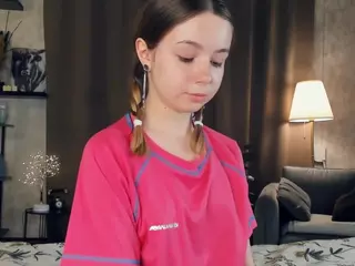 OdelynEglin's Live Sex Cam Show