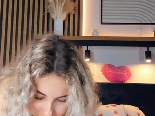 Just Ella's Live Sex Cam Show
