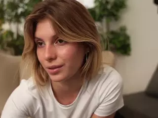 PrudenceBrindle's Live Sex Cam Show