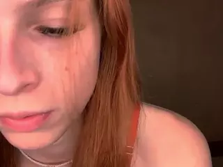 RedAnnis's Live Sex Cam Show