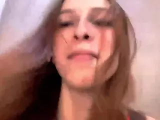 RedAnnis's Live Sex Cam Show