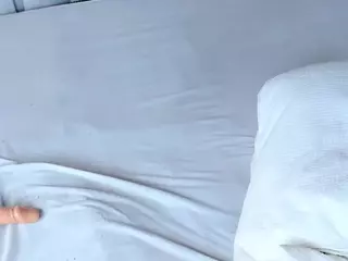 KiraGaves's Live Sex Cam Show