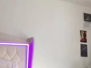 ella b's Live Sex Cam Show