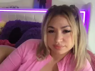 ella b's Live Sex Cam Show