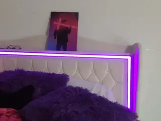 ella b's Live Sex Cam Show