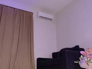 Mishel-Blessing's Live Sex Cam Show