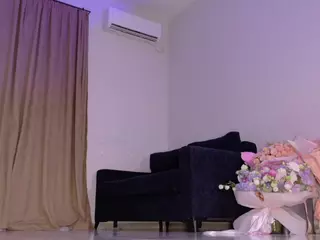 Mishel-Blessing's Live Sex Cam Show