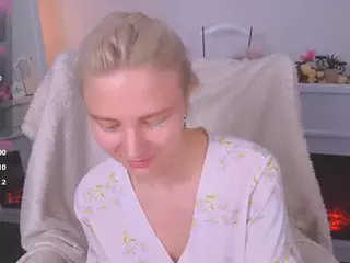 SooKonstellita's Live Sex Cam Show