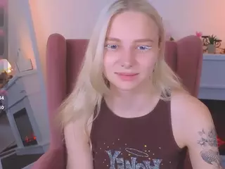 SooKonstellita's Live Sex Cam Show